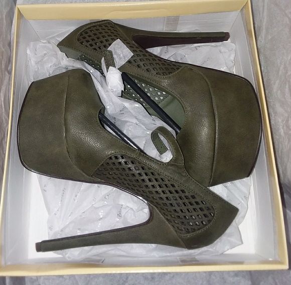 olive green platform heels